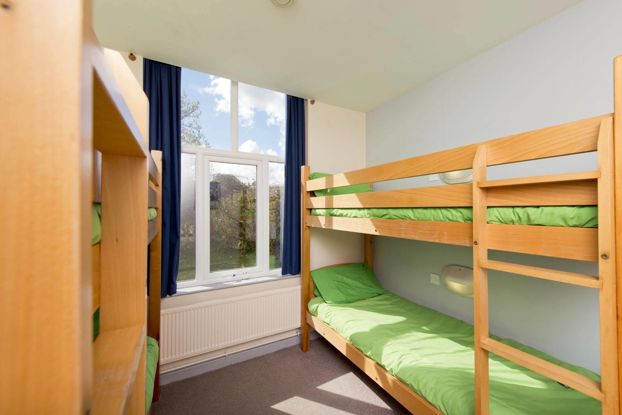 Yha Manorbier Pansiyon Tenby Dış mekan fotoğraf