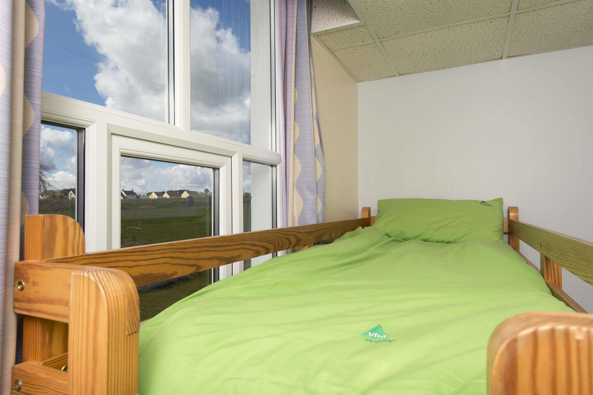 Yha Manorbier Pansiyon Tenby Dış mekan fotoğraf