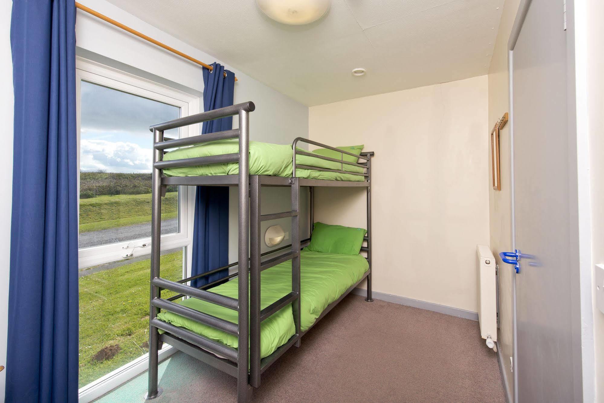 Yha Manorbier Pansiyon Tenby Dış mekan fotoğraf