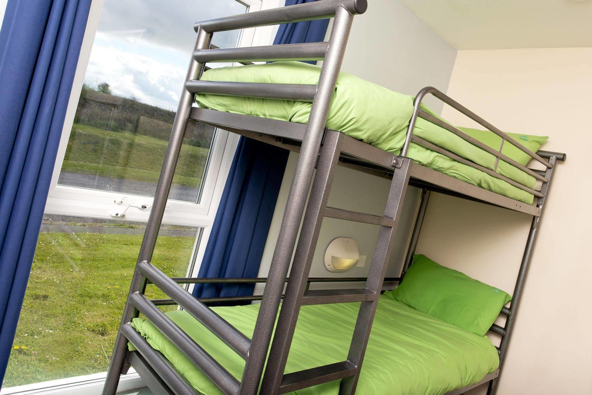 Yha Manorbier Pansiyon Tenby Dış mekan fotoğraf