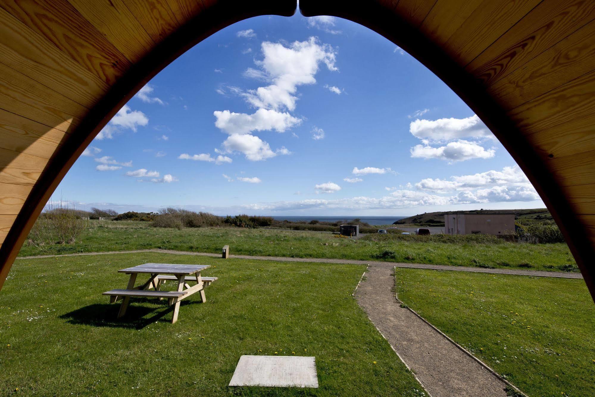 Yha Manorbier Pansiyon Tenby Dış mekan fotoğraf
